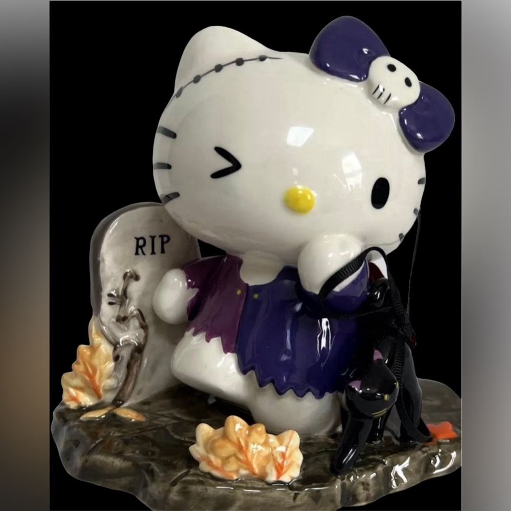 Hello Kitty RIP Halloween Ceramic BlueSky NWT